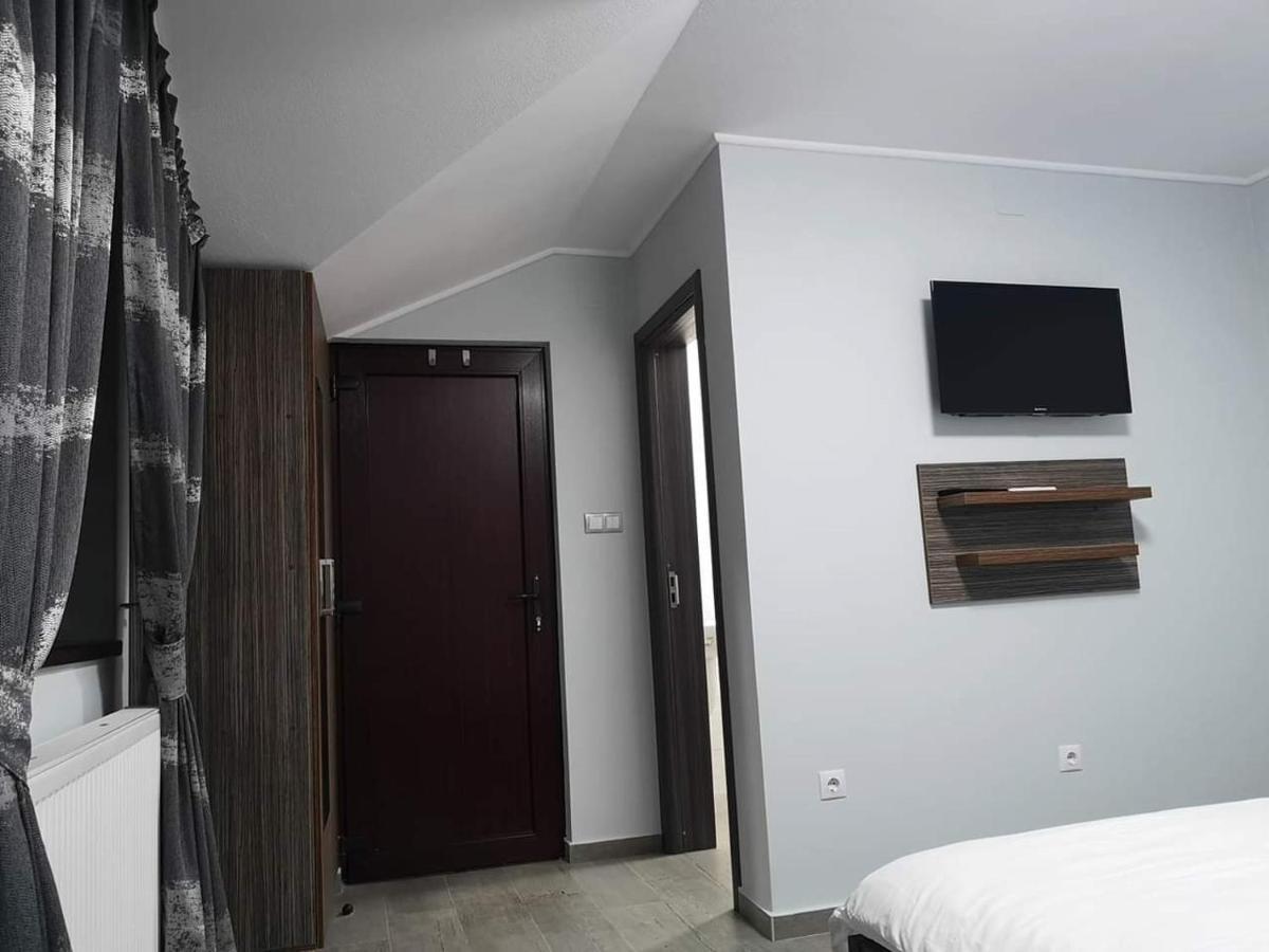 Hotel Casa Cizi Călimăneşti Zewnętrze zdjęcie